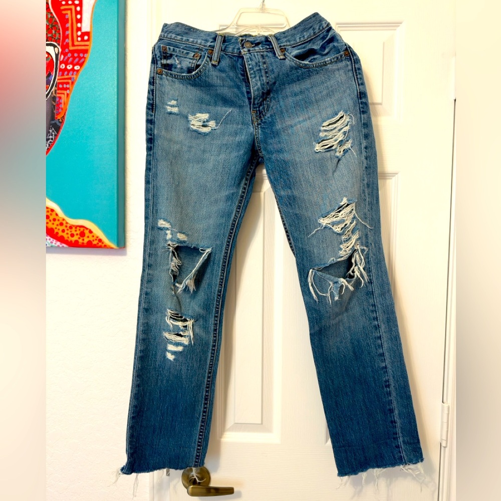 LEVI Jeans 👖 for unisex , size 29